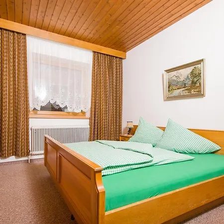 Gaestehaus Helga Appartement Scharnitz