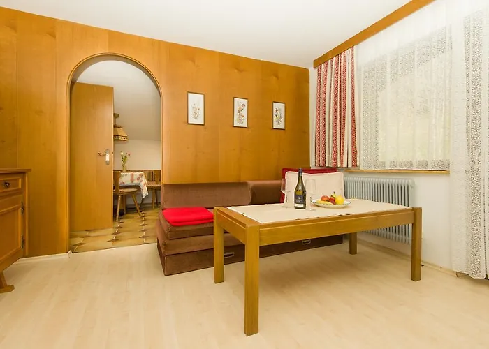 Apartamento Gaestehaus Helga Scharnitz