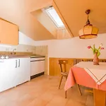 Διαμέρισμα Gaestehaus Helga