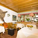 Gaestehaus Helga Διαμέρισμα Scharnitz