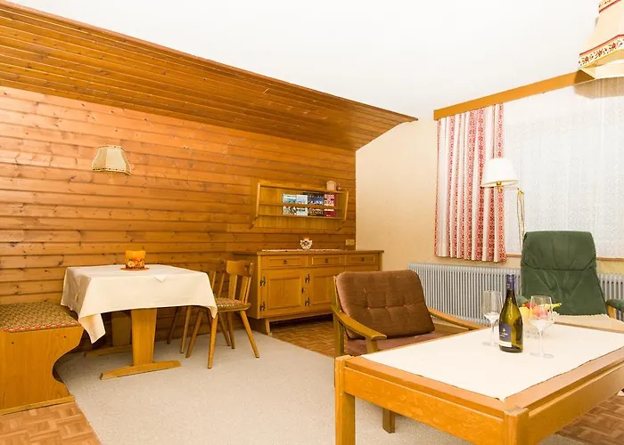 Gaestehaus Helga * Scharnitz